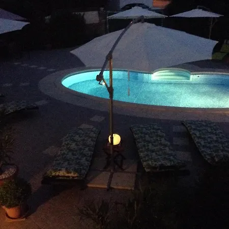 Elicriso B&B *